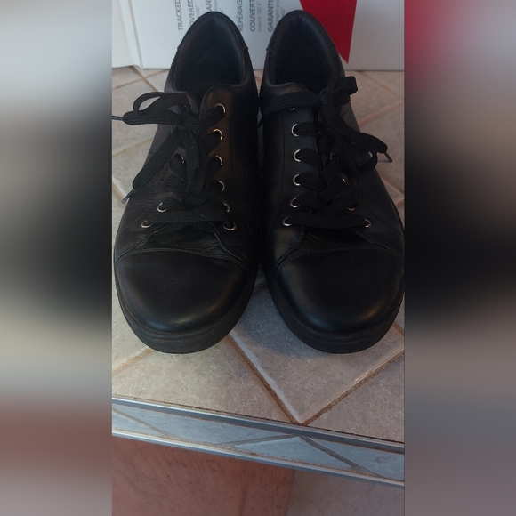 Men's shoes - Picture 1 of 6